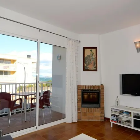Apartment The In Has 3 Bedrooms Pals
